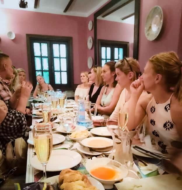 Marbella: Hidden Taverns, Tapas & Wine in the Old Town - A Taste of Marbella’s Hidden Charms in the Old Town