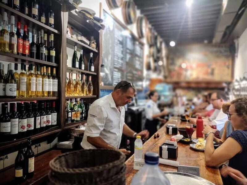 Marbella: Hidden Taverns, Tapas & Wine in the Old Town - Why Choose This Tour?