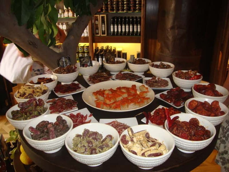 Marbella Old Town Tour & Boattrip to Puerto Banús - Who Will Enjoy This Tour?