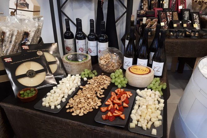 marbella-old-town-tour-with-tapas-and-wines