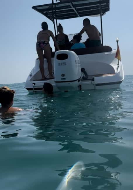 Marbella: Private Boat Rental with Skipper and Banana 2-8hrs - FAQ