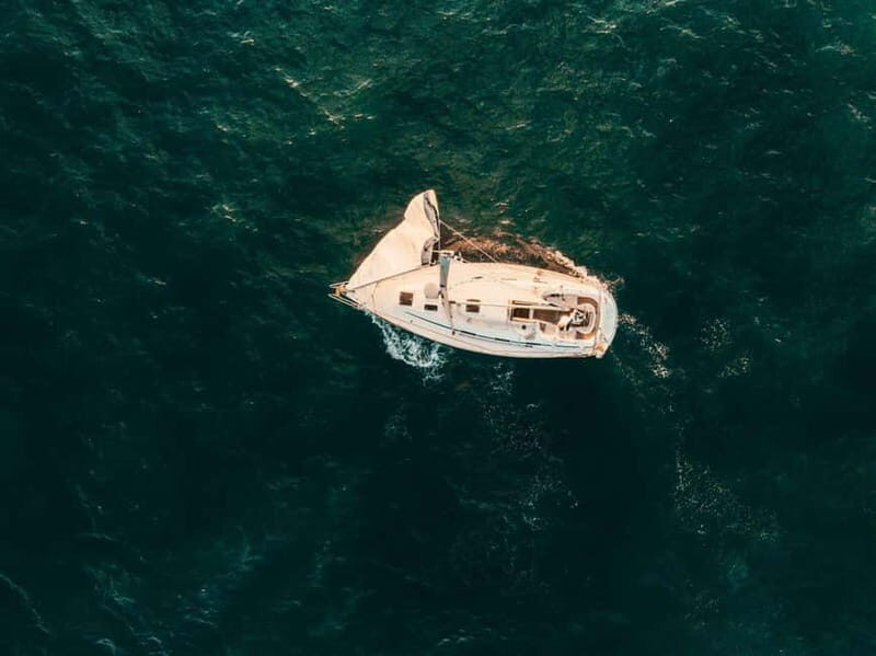 Marbella: Private Sailing Boat Rental with Luna as a Skipper - The Experience in Detail