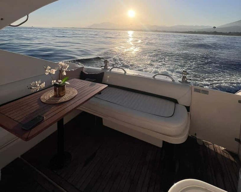Marbella: Sunset on a Shared Yacht with Cava and Strawberries - An In-Depth Look at the Marbella Sunset Yacht Experience