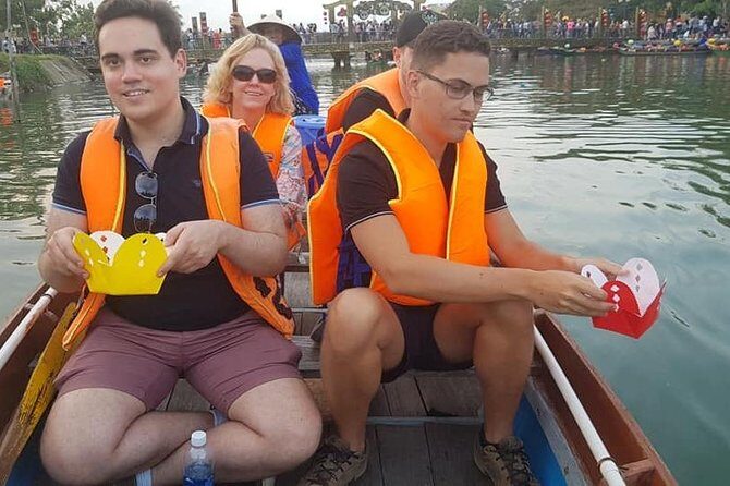 Marble Mountain - Hoi An Ancient City - Sampan Boat Ride- Colourful Night Market - Practical Details and Experience Quality