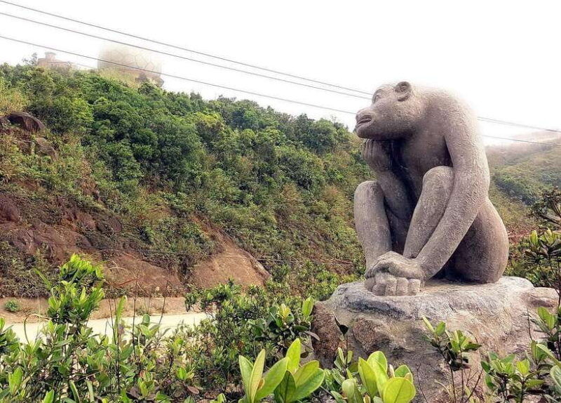 marble-mountain-monkey-mountain-am-phu-cave-morning-tour