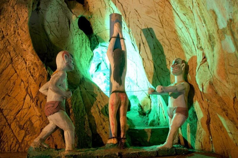 marble-mountains-am-phu-cave-linh-ung-pagoda-luxury-tour