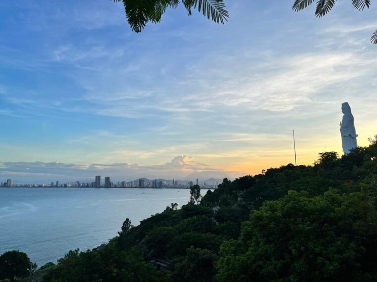 marble-mountains-han-river-cruise-dragon-bridge-by-night