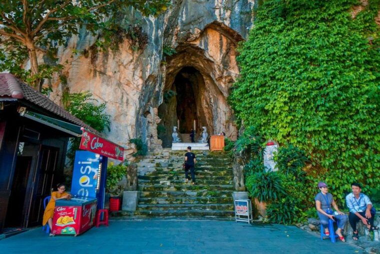 marble-mountains-monkey-mountains-am-phu-cave-morning-tour-10
