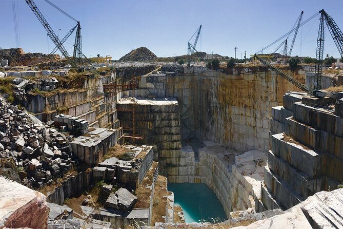 marble-tour-in-vila-vicosa