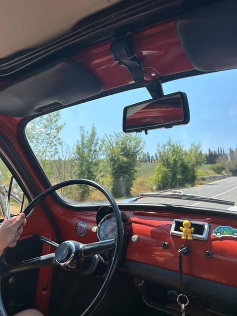 march-tour-in-vintage-fiat-500-around-verdicchio-hills