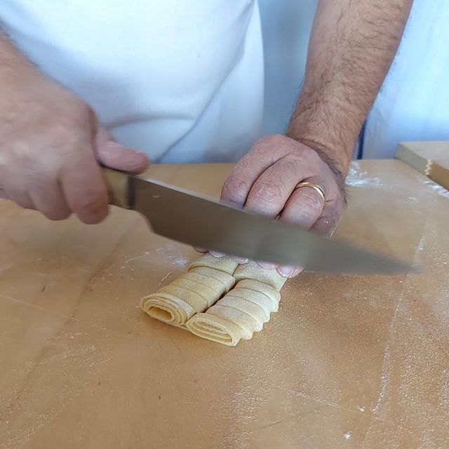 marche-home-cooking-experience-in-cupra-marittima