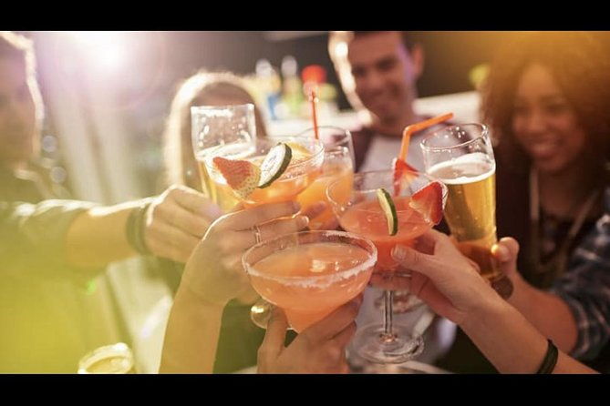 mardi-gras-mambo-tours-sip-savor-secondline