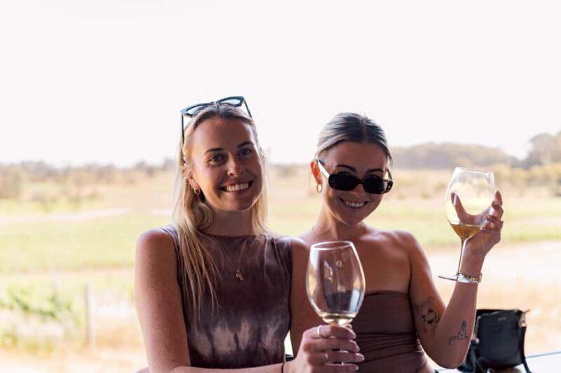 Margaret River: Boutique Wine Tour w. Blind Tasting + Lunch - An Overview of the Experience