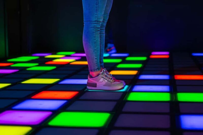 Maribor: WOOP! Pixel Interactive Game Experience - Whats the WOOP! Pixel Experience Like?