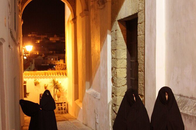 Marimantas. Private guided and sung tour. Vejer of Legends. - Key Points