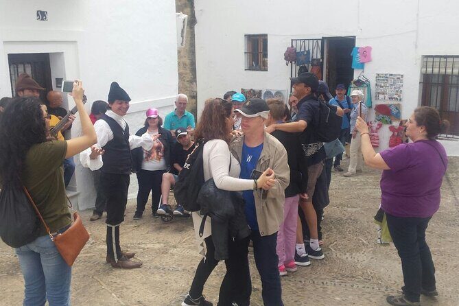 Marimantas. Private guided and sung tour. Vejer of Legends. - Who Might Not Love It?
