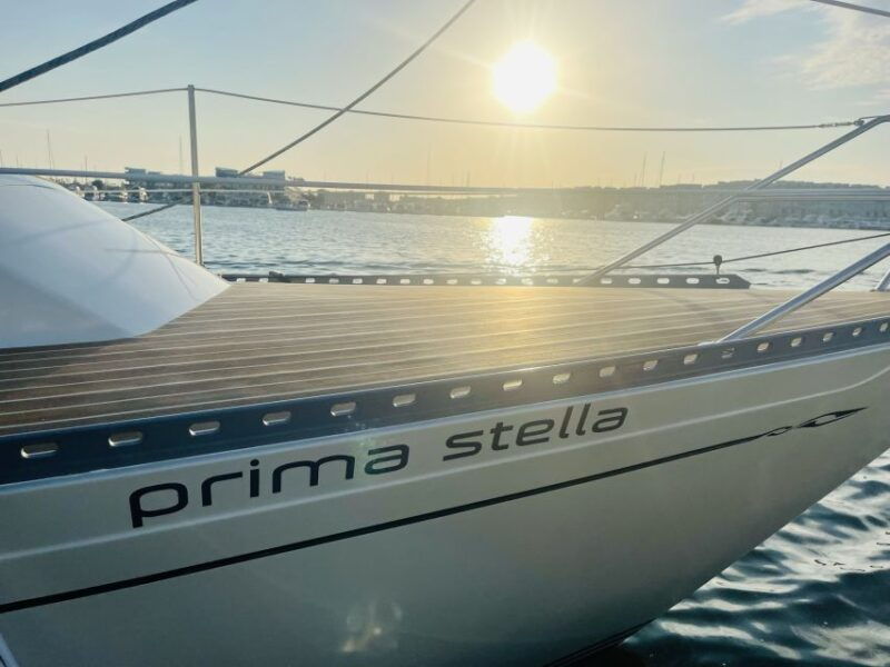 marina-del-ray-private-therapy-sail-with-small-plate-vino