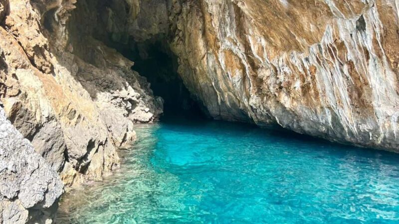 Marina di Camerota: boat tour in Baia Infreschi - Key Points