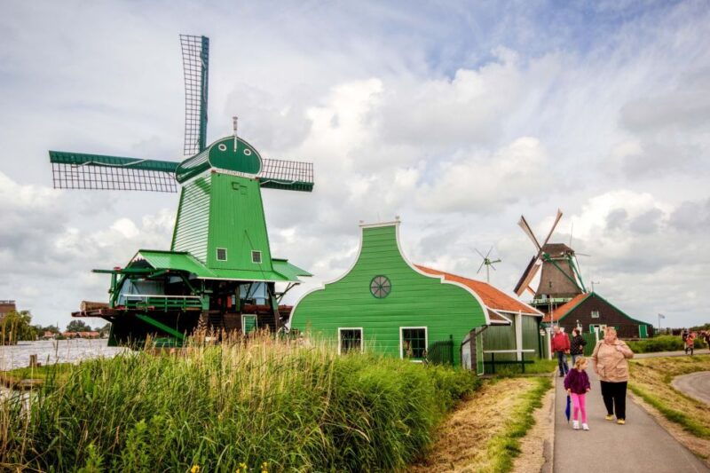 marken-volendam-and-edam-private-full-day-tour
