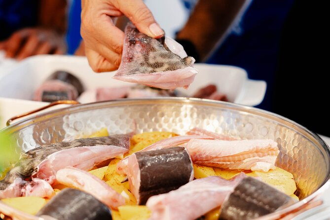 market-tour-cooking-class-algarves-seafood-cataplana