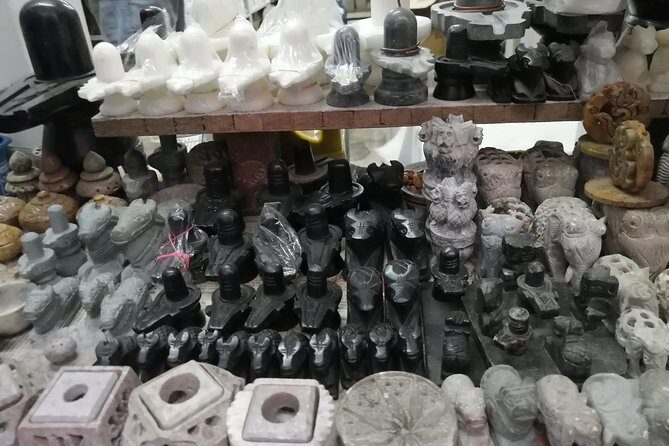 Market Tour of Varanasi - Exploring the Market Tour of Varanasi: An Authentic Cultural Experience