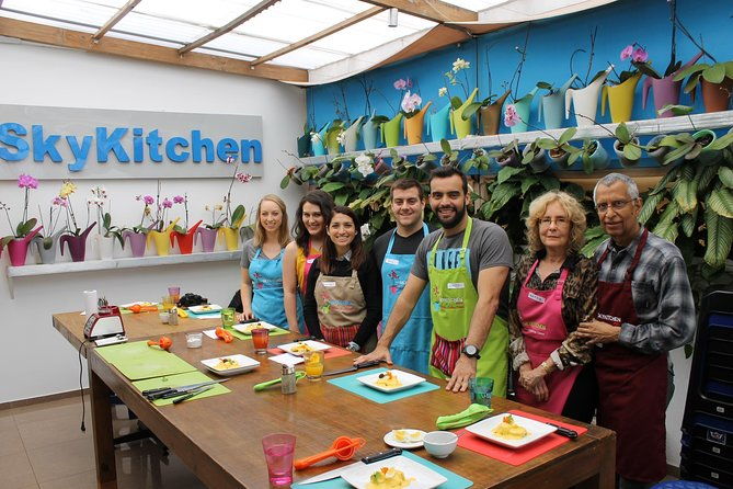 market-tour-tasting-of-35-fruits-and-4-course-peruvian-cooking-class-in-lima