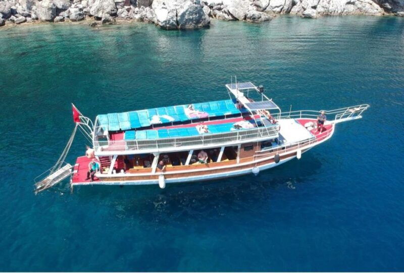marmaris-boat-trip-lunch-unlimited-soft-alcoholic-drinks