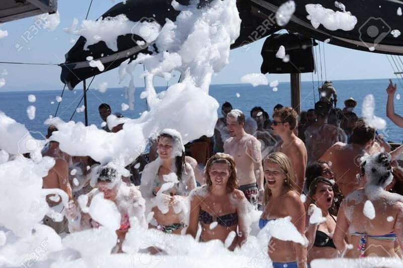 Marmaris Pirate Boat w/ Lunch, Unlimited Drinks - Authenticity and Guest Experiences