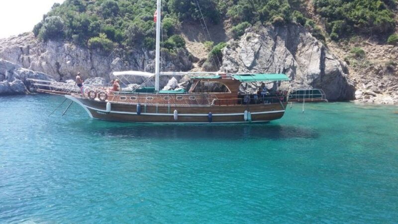 marmaris-private-boat-cruise-with-lunch