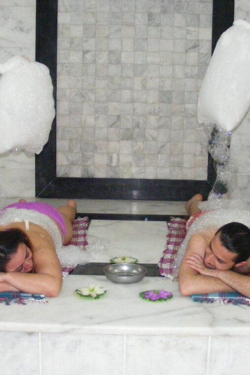 marmaris-turkish-bath-spa-sauna-scrub-foam-oil-massage
