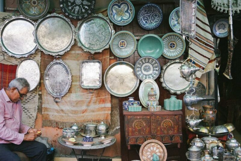 Marrakch: Souks and Foundouks Walking Tour with Moroccan Tea - Authentic Encounters and Personal Stories  