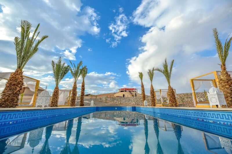 Marrakech: Agafay Desert Day Pool Access and Lunch - Key Points