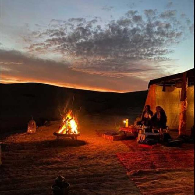 Marrakech: Agafay Desert Dinner with Music and Fire Show - Key Points