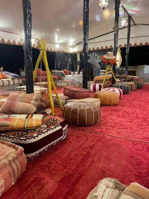 Marrakech: Agafay Desert Sunnet dinner with show - Live Berber Music and Campfire: An Evening of Authentic Entertainment