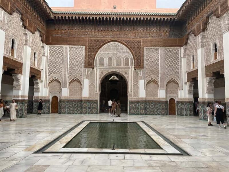 Marrakech: Bahia Palace, Madrasa Bn Yousef, Souk Medina Tour - FAQ