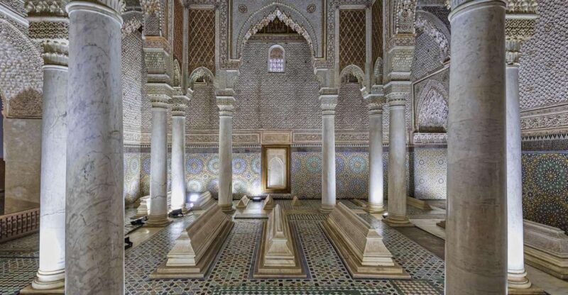Marrakech: Bahia Palace, Saadian Tombs, & Koutoubia Mosque - Koutoubia Mosque: Marrakech’s Iconic Minaret