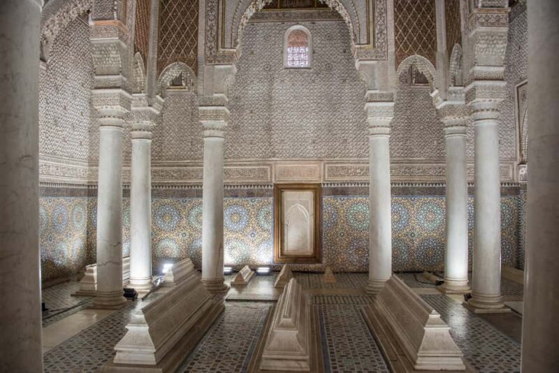 Marrakech: Bahia Palace, Saadian Tombs & Medina Guided Tour - Why This Tour Stands Out