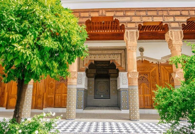 Marrakech: Ben Youssef Madrasa, Dar El Bacha and Medina Tour - Key Points