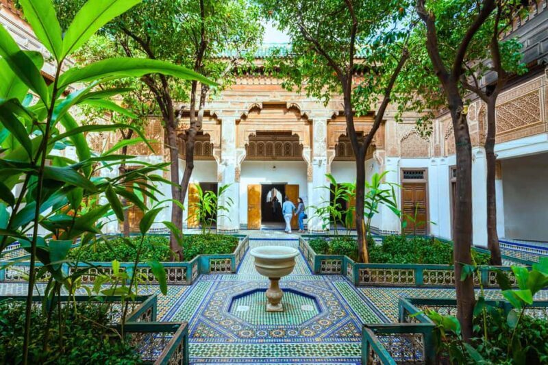 Marrakech Guided Tour: Bahia Palace, Saadian Tombs & Medina - Exploring Marrakech’s History and Architecture