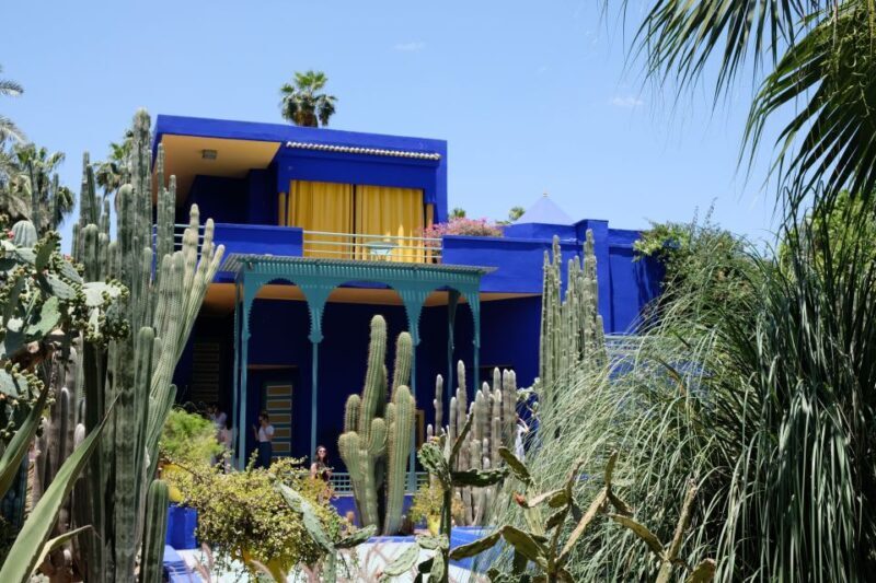Marrakech: Majorelle & Menara Garden Tour and Carriage Ride - Key Points