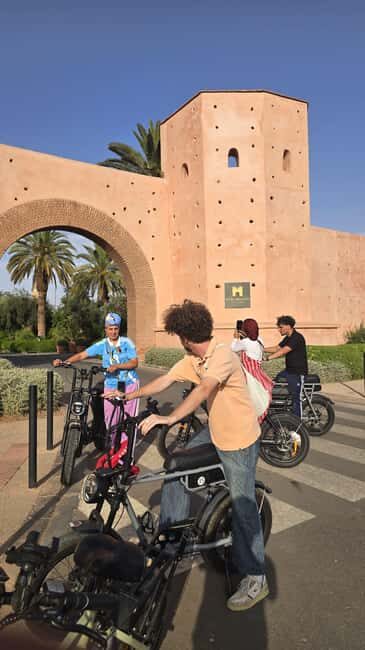Marrakech: Medina E-Bike Tour with Local Guide - Exploring the Medina by E-Bike: What You Can Expect