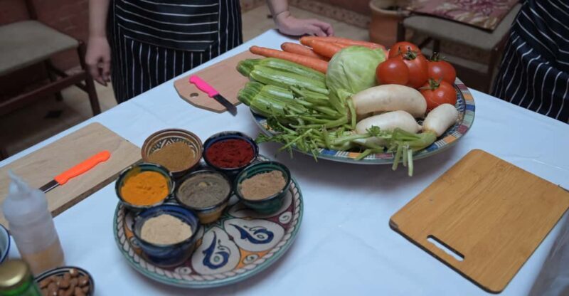 Marrakech: Moroccan Cooking Class for vegetarians and vegan - Key Points