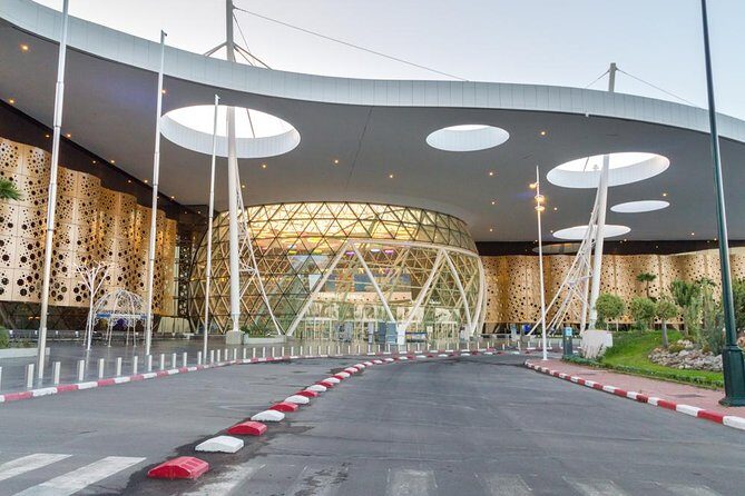 Marrakech: Private Transfer to or from Marrakech Menara Airport - Why Choose a Private Transfer in Marrakech?