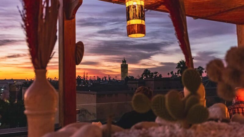 Marrakech: Rooftop Dinner with Koutoubia View - Key Points