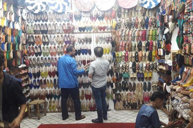 Marrakech Shopping Souks Tour By Local Guide - Exploring the Marrakech Souks Experience