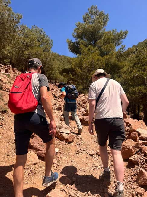 Marrakech to Atlas Mountains: Hike Imlil Valley with & lunch - FAQs