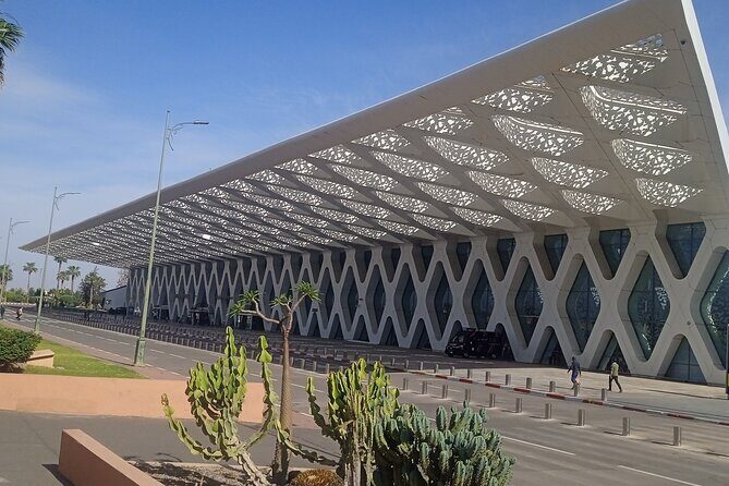 Marrakech Transfer from the Airport to Hotels or Riads - Key Points