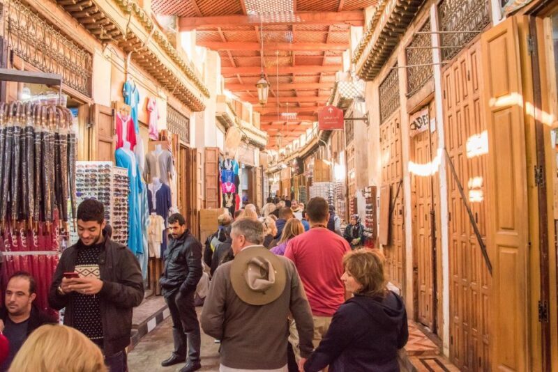 Marrakech: Vibrant Souks, Local Artisans & Medina Experience - Key Points