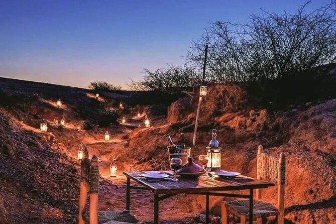Marrakesh: Sunset Dinner in Agafay Desert with Show & Transfers - Key Points