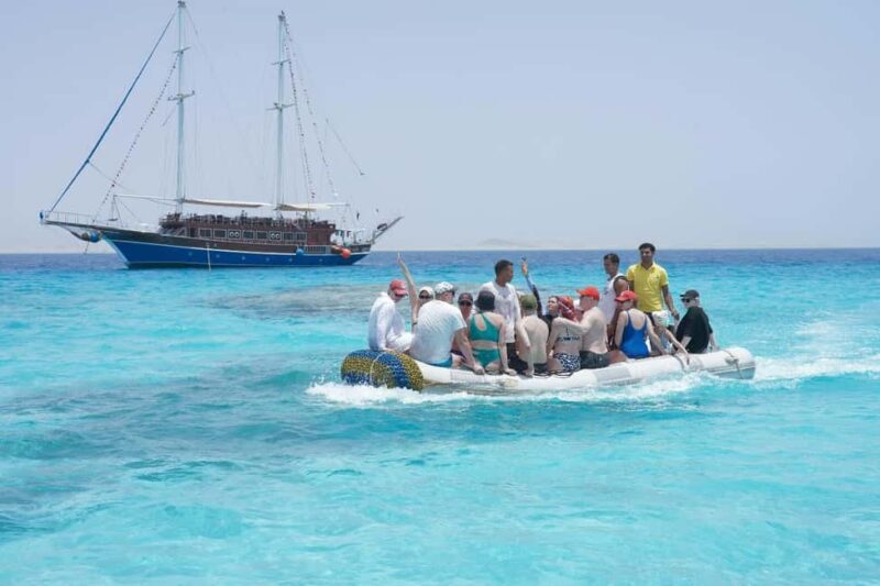 Marsa Alam: Pirates Premium Boat to turtle bay with lunch - Introduction